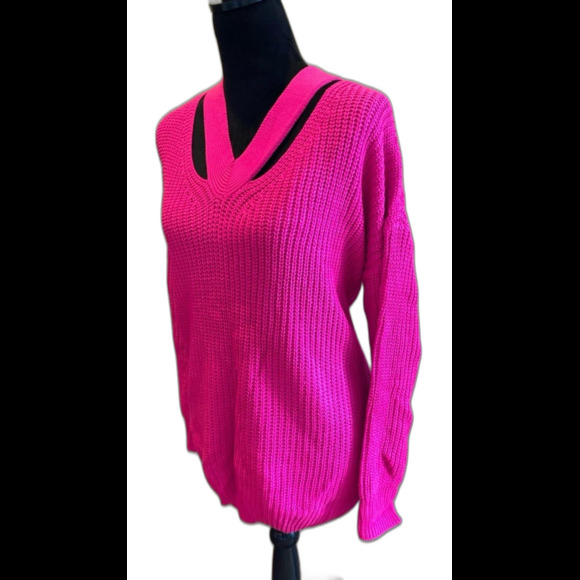 Magenta Pink Sweater Plus Size 0XL V Neck Loose Knit + Stretch Unique Neckline - Picture 3 of 10